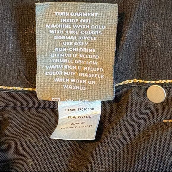 Torrid Womens Bombshell Skinny Crop Jeans Size 18 Stretch Distressed Casual Edgy - Picture 10 of 10